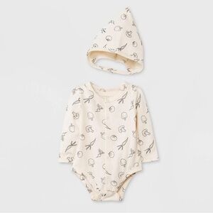 Grayson Collective Baby Long Sleeve Ribbed Bodysuit Bonnet Set - Cream